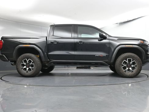 Used 2024 GMC Canyon AT4X image 25