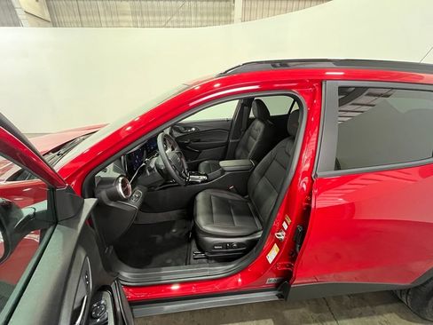 Used 2026 Chevrolet Trax RS w/ Driver Confidence Package FWD image 17