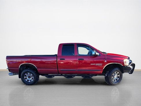 Used 2006 Dodge Ram 2500 Truck SLT w/ Quad Cab Big Horn Value Group image 2