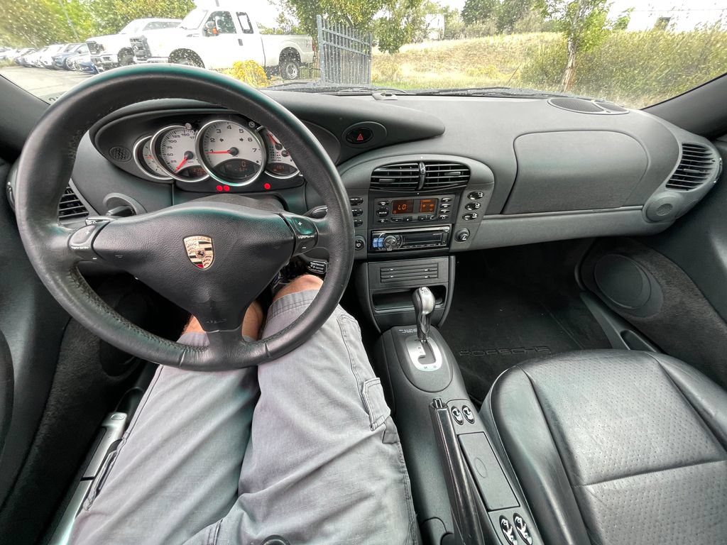 Used 1999 Porsche 911 Carrera RWD image 4