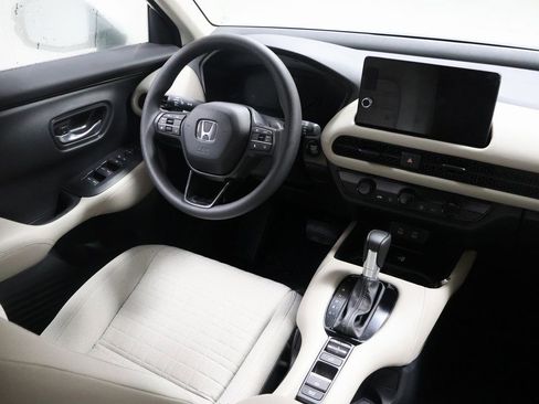 New 2026 Honda HR-V LX image 26