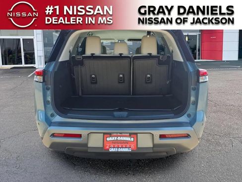 New 2026 Nissan Pathfinder SL w/ Cargo Package FWD image 8