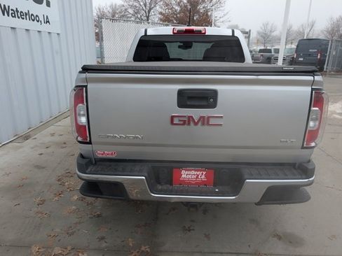 Used 2015 GMC Canyon SLT image 24