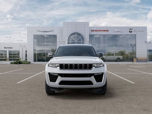 New 2026 Jeep Grand Cherokee Summit AWD/4WD image 6