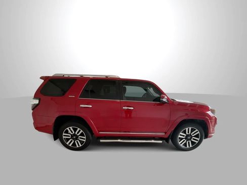Used 2022 Toyota 4Runner Limited AWD/4WD image 9
