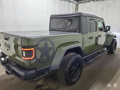 Used 2022 Jeep Gladiator Sport AWD/4WD image 4