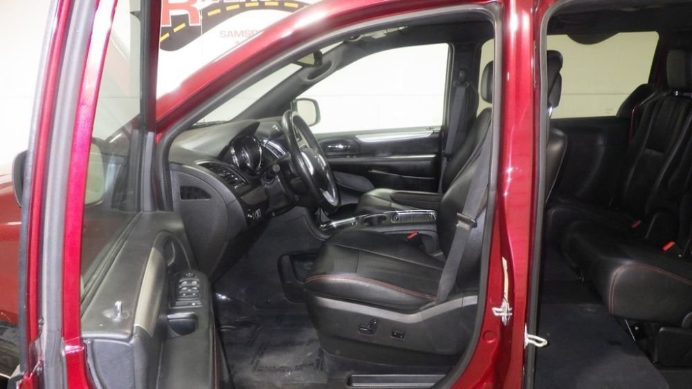 Used 2019 Dodge Grand Caravan GT FWD image 8