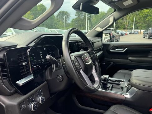 Used 2023 GMC Sierra 1500 SLT w/ SLT Premium Package AWD/4WD image 23