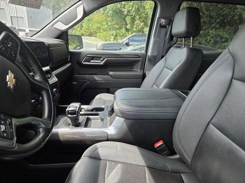 Used 2023 Chevrolet Silverado 1500 LTZ w/ LTZ Convenience Package II AWD/4WD image 4