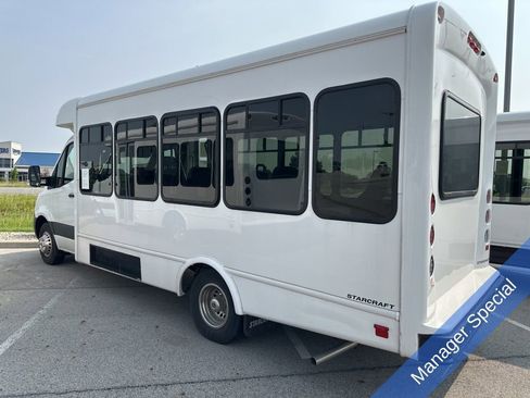 Used 2022 Mercedes-Benz Sprinter 3500 image 28