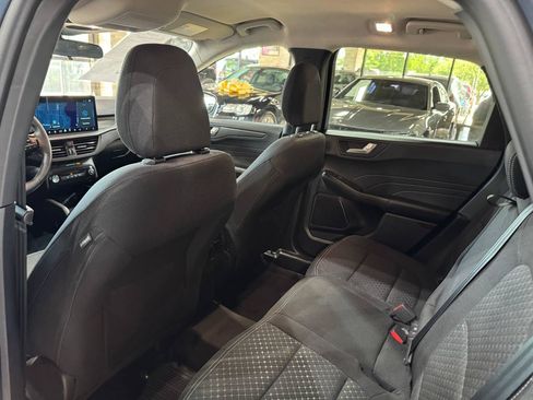 Used 2025 Ford Escape Active w/ Active Premium Tech Pack FWD image 13