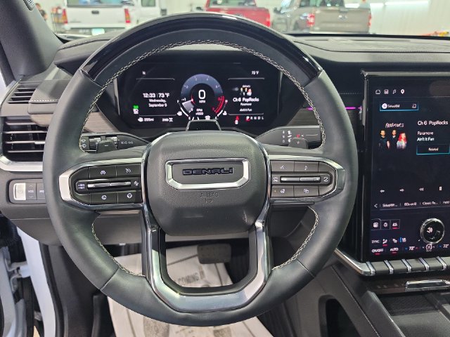 Used 2026 GMC Acadia Denali w/ Super Cruise Package AWD/4WD image 18