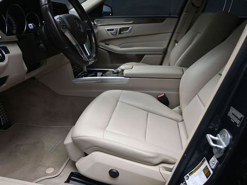 Used 2016 Mercedes-Benz E 350 Sedan image 17