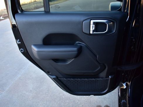 New 2025 Jeep Wrangler Sport S image 23