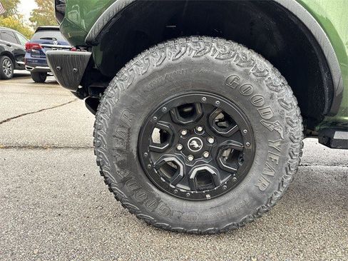 Used 2022 Ford Bronco Wildtrak image 36