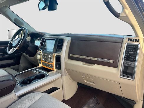 Used 2018 RAM 1500 Laramie Longhorn w/ Longhorn Southfork Package image 33