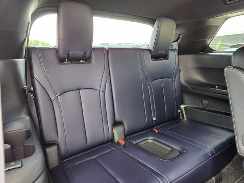 Certified 2026 INFINITI QX60 Sport w/ Dark Cargo Package AWD/4WD image 15