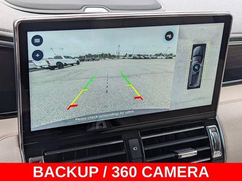 Used 2024 Lincoln Navigator L Reserve AWD/4WD image 9