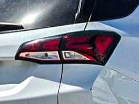 Certified 2024 Chevrolet Equinox LT FWD image 23