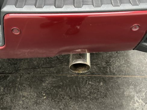 Used 2018 Chevrolet Silverado 1500 LT w/ All Star Edition image 17