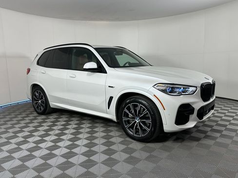 Used 2023 BMW X5 xDrive45e w/ Executive Package image 6
