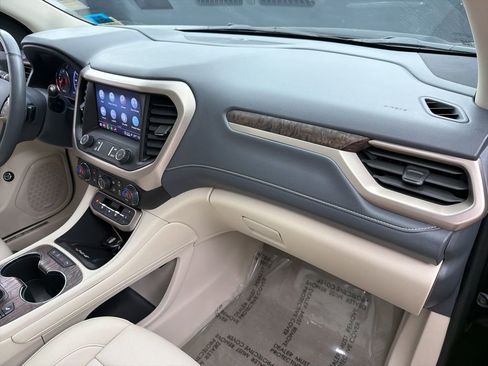 Used 2023 GMC Acadia Denali w/ Black Diamond Edition image 28