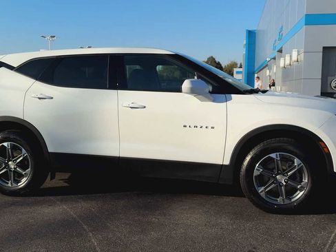Certified 2023 Chevrolet Blazer LT w/ Driver Confidence Package image 9