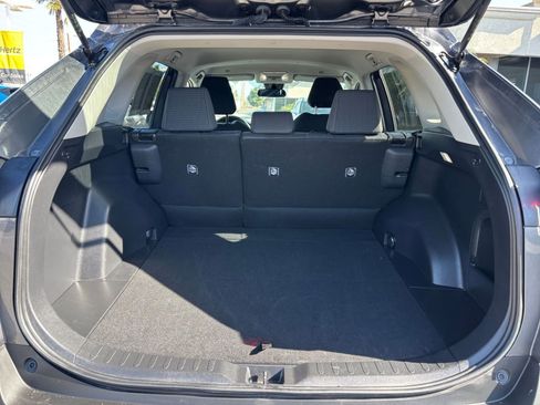 Used 2025 Toyota RAV4 LE image 32