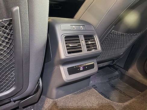 Used 2025 Audi Q5 Premium w/ Convenience Package AWD/4WD image 18