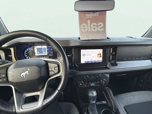 Used 2023 Ford Bronco Big Bend image 11