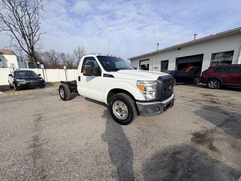 Used 2016 Ford F350 XL w/ Power Equipment Group image 5