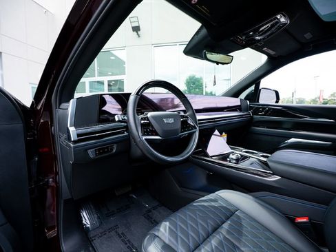 Used 2025 Cadillac Escalade IQ Sport 1 AWD/4WD image 26