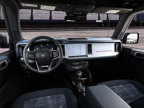 New 2026 Ford Bronco Heritage Edition AWD/4WD image 9