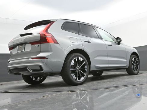 New 2026 Volvo XC60 B5 Plus w/ Protection Package Premier image 27