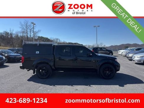 Used 2021 Nissan Frontier SV w/ Midnight Edition Floor Mats AWD/4WD image 1