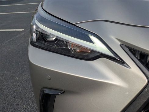 Certified 2022 Lexus NX 350h AWD image 10