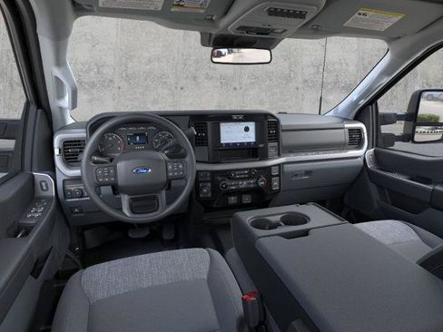 New 2026 Ford F350 XLT w/ FX4 Off-Road Package AWD/4WD image 9