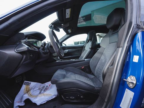 Used 2022 Audi e-tron GT Premium Plus w/ Performance Package image 29