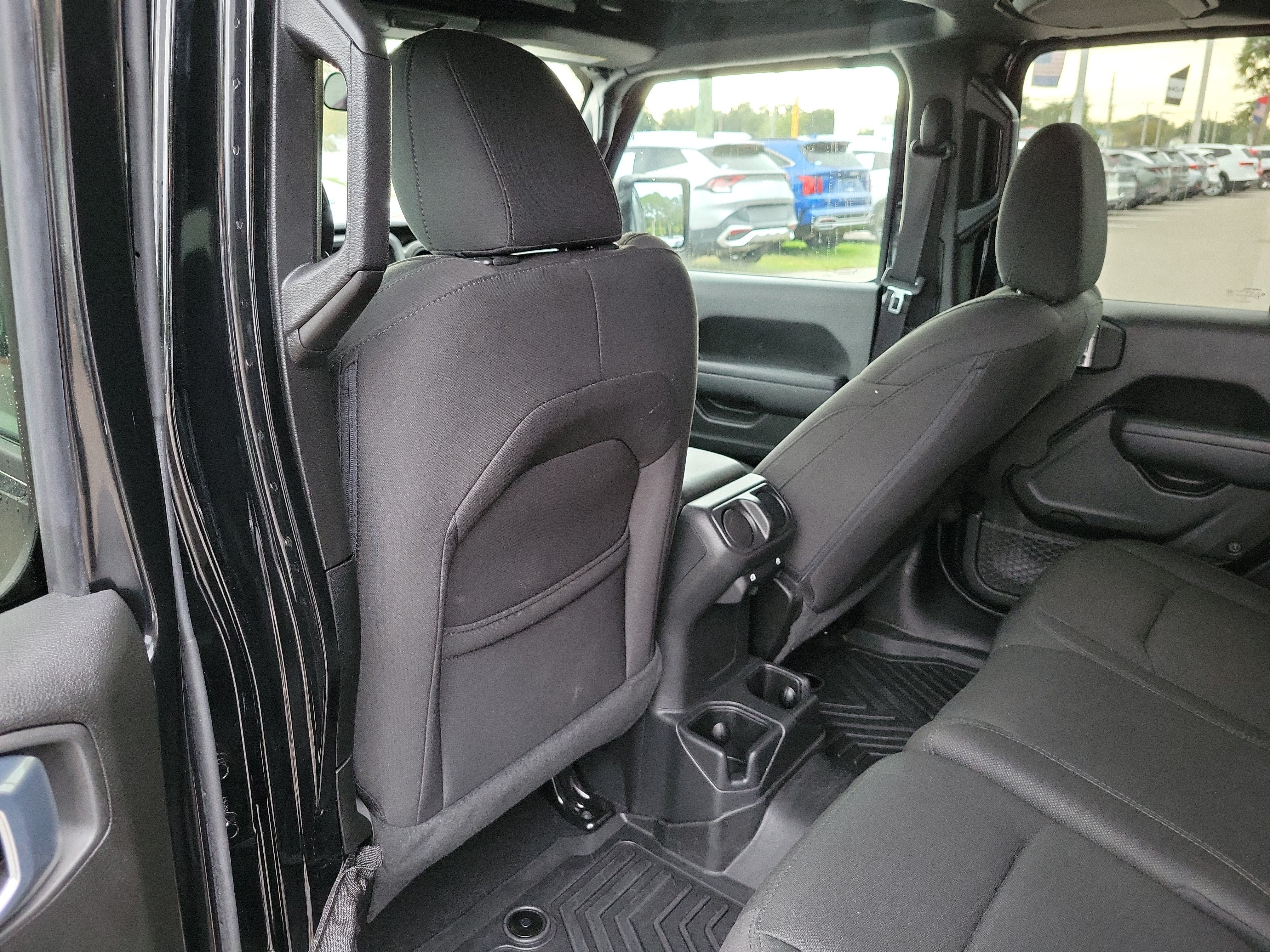 Used 2021 Jeep Wrangler Unlimited Sport AWD/4WD image 14