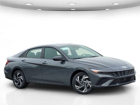 New 2025 Hyundai Elantra SEL w/ Cargo Package image 10