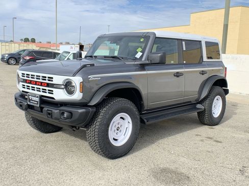 New 2025 Ford Bronco Heritage Edition image 1