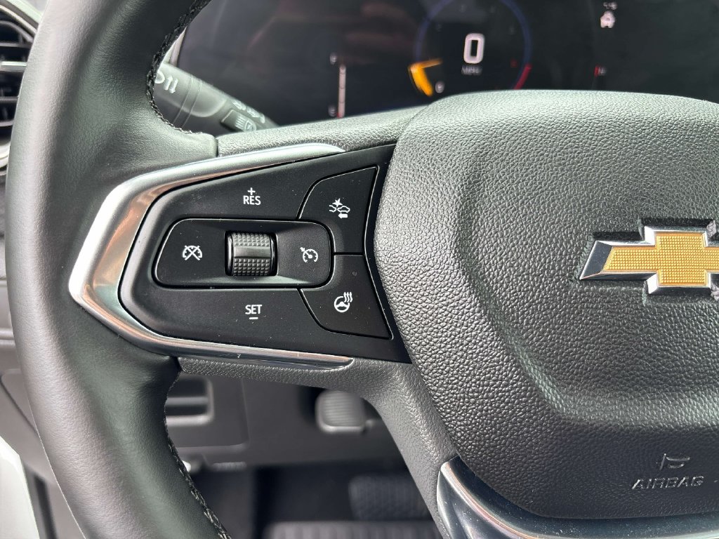 Used 2025 Chevrolet TrailBlazer LT w/ Convenience Package AWD/4WD image 24