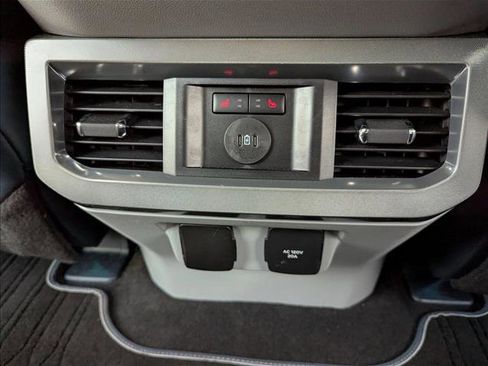 Used 2024 Ford F250 Limited w/ FX4 Off-Road Package image 17