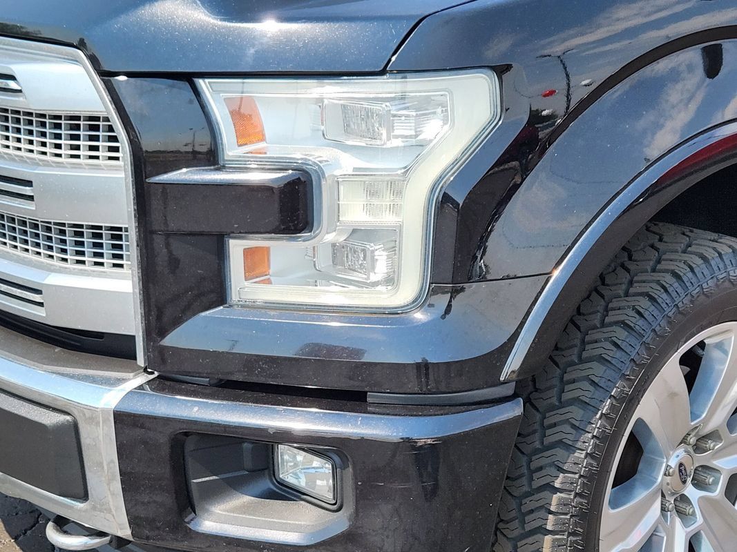 Used 2016 Ford F150 Platinum w/ Equipment Group 701A Luxury AWD/4WD image 10