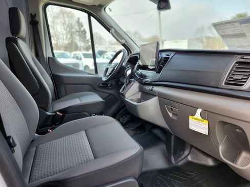 New 2026 Ford Transit 250 148 Medium Roof image 11