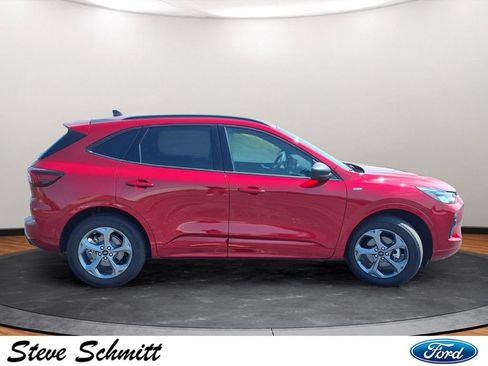 Used 2024 Ford Escape ST-Line w/ Tech Pack #1 AWD/4WD image 26