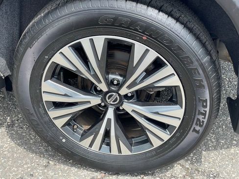 Certified 2023 Nissan Rogue SV AWD/4WD image 31