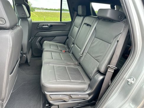 Used 2025 Chevrolet Tahoe LT AWD/4WD image 22
