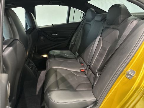 Used 2015 BMW M3 image 38