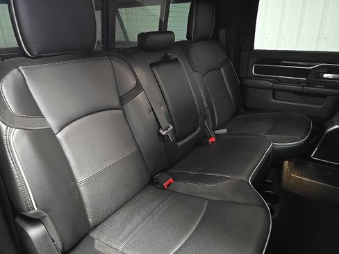 Used 2022 RAM 2500 Laramie w/ Night Edition AWD/4WD image 18